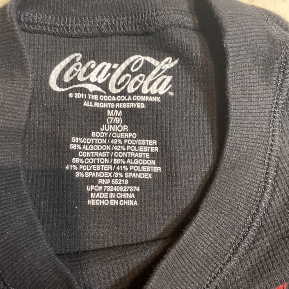 Coke Logo Thermal🔥 Black with Shimmering RED COKE Logo! Junior Size med - Picture 5 of 10